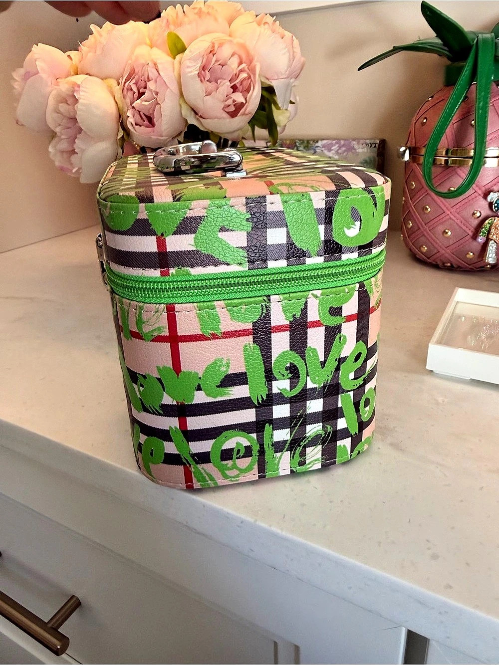 Graffiti Plaid Train Case Cosmetic Case in Green and checkered plaid NEW FRESH! - Picture 12 of 16
